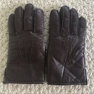 Genuine Leather. Brown Gloves